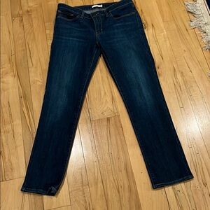 Levi's Blue Jeans 712 slim size 31 by 32-long length